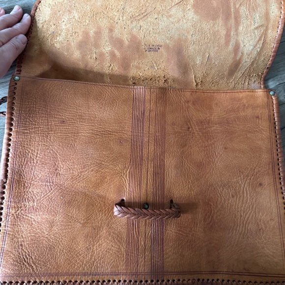 Vintage leather letter pouch - Picture 12 of 13